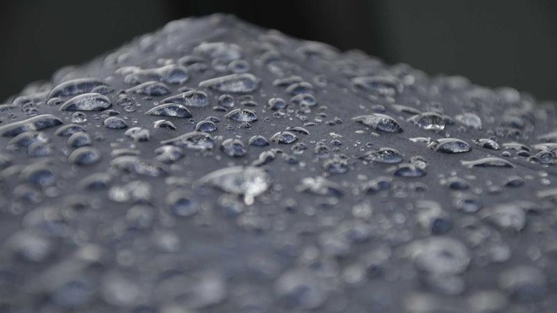 特效团队使用AI工具进行抠像和资产管理工作